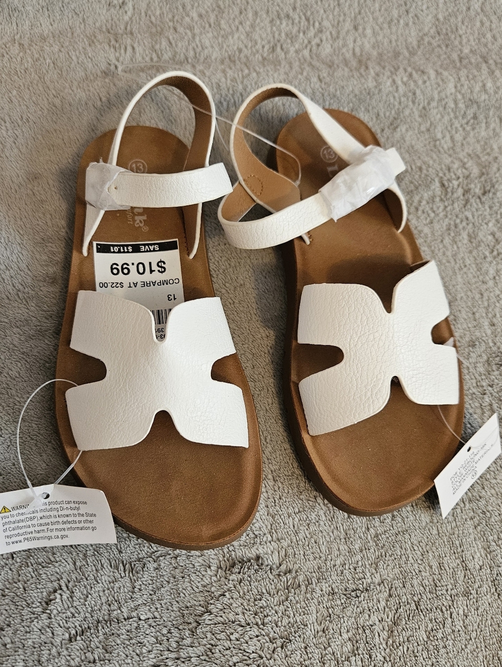 Link Comfort Girls' White Sandals 13